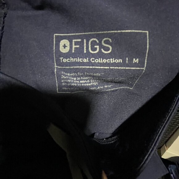 Figs Womens Kade Cargo Scrub Pants Navy Size Medium - Picture 3 of 4